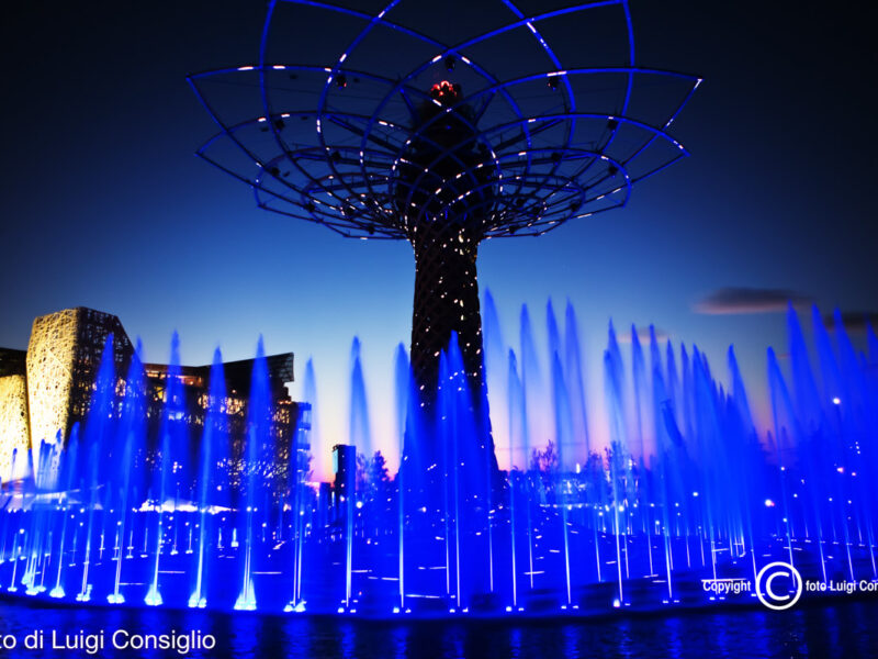 Expo2015_AlberodellaVita20151022_2027BN